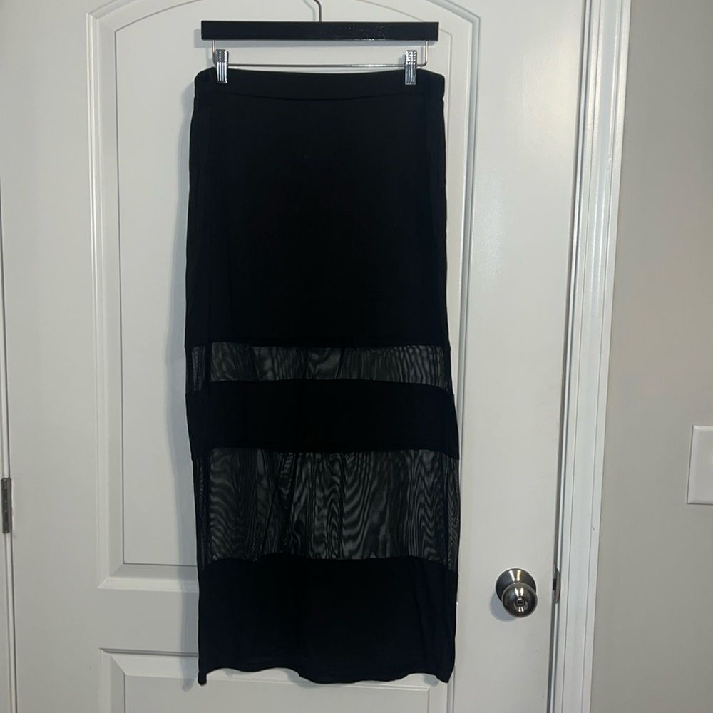 Mesh skirt